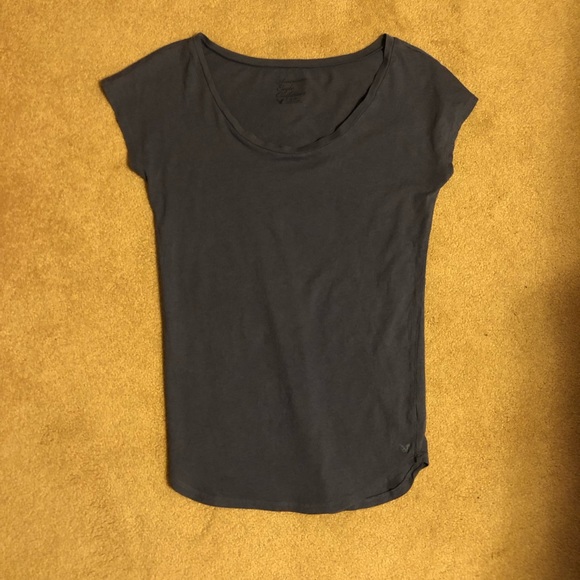 TWO American Eagle Outfitters t-shirts - Picture 4 of 5